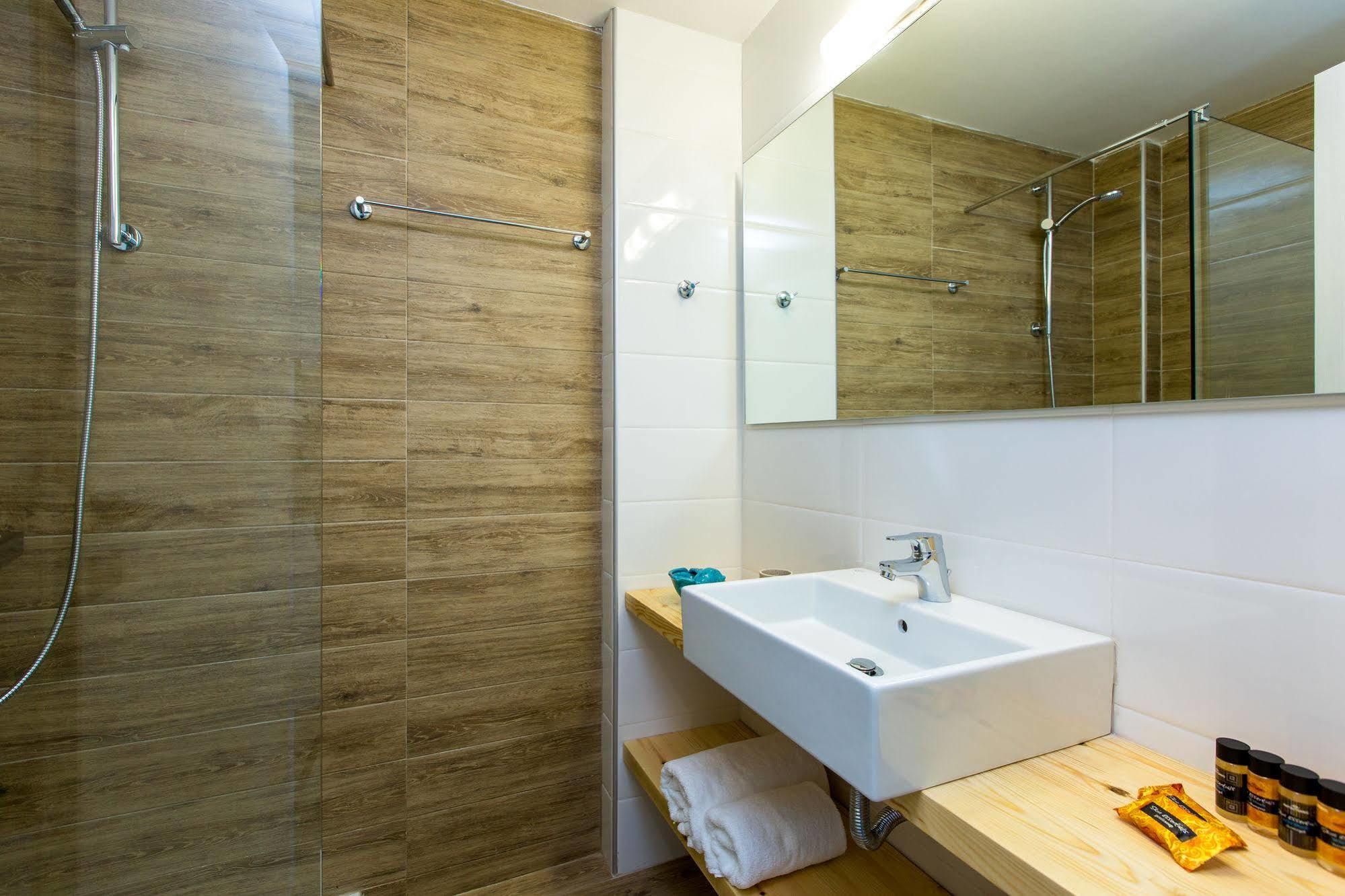 Golden Coast Seaside Apartments レティムノ エクステリア 写真