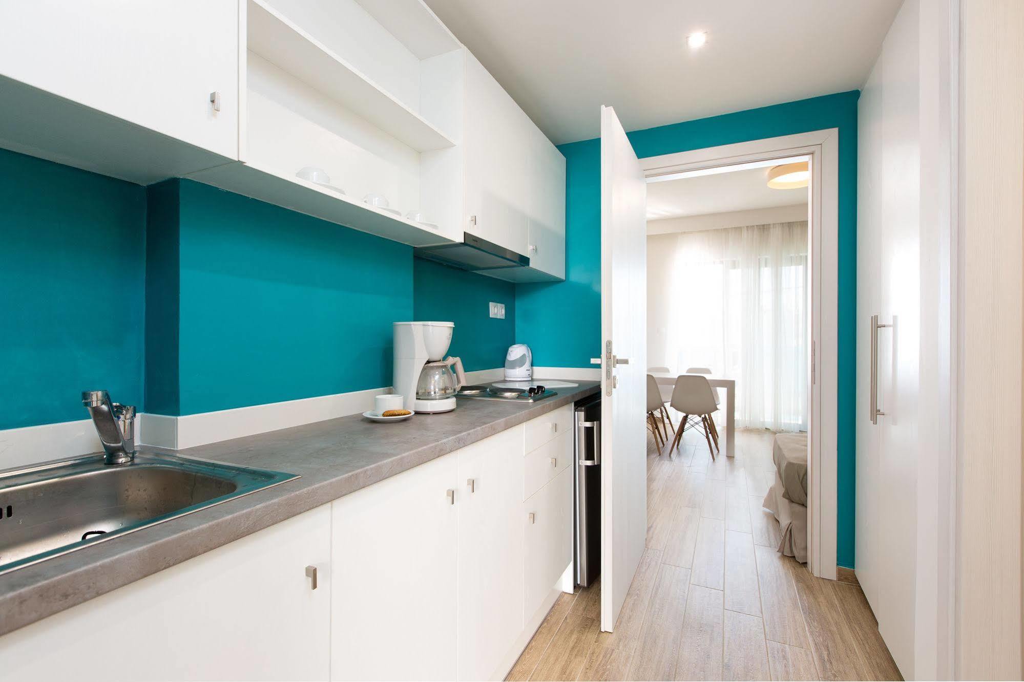 Golden Coast Seaside Apartments レティムノ エクステリア 写真
