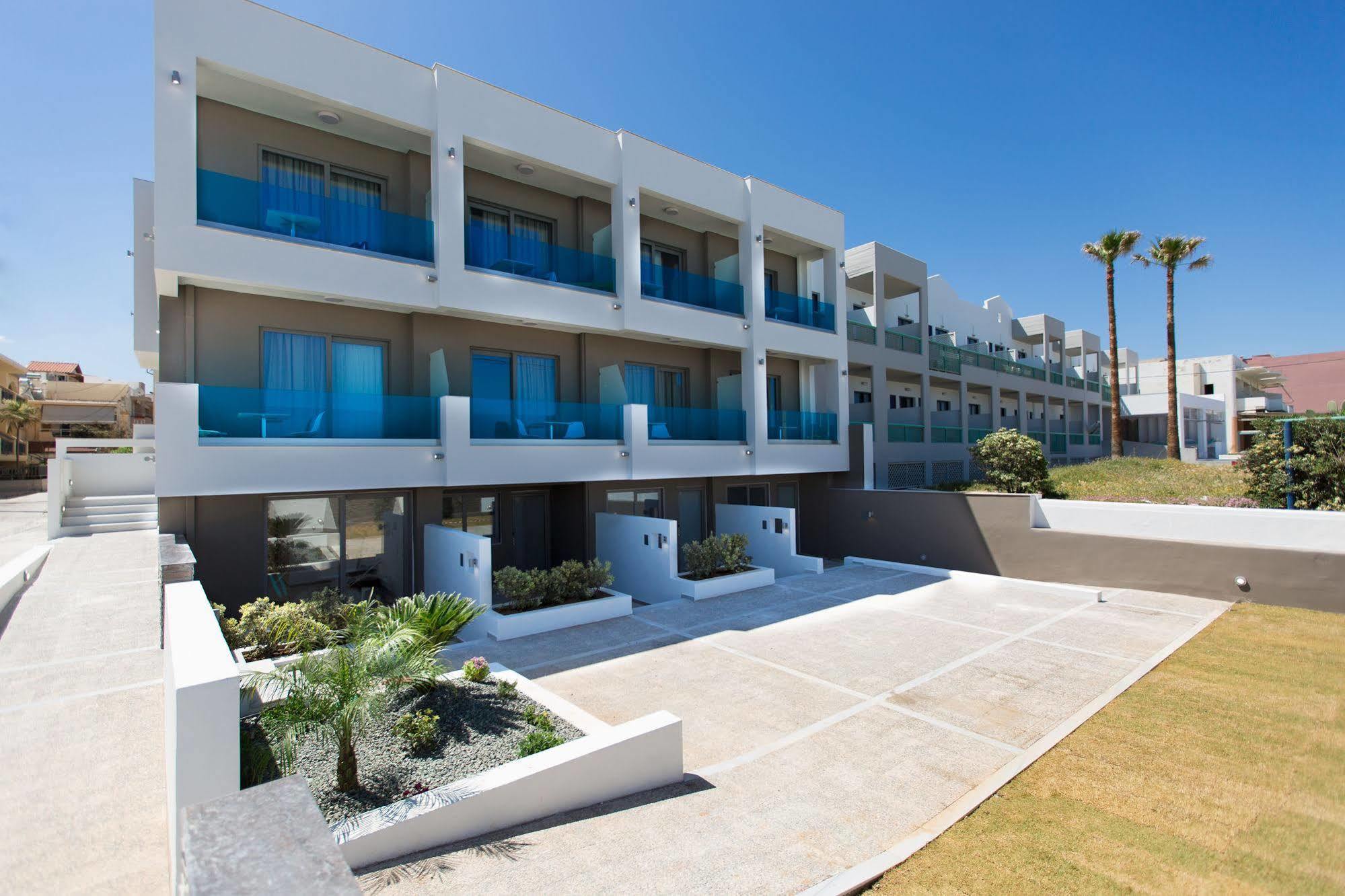 Golden Coast Seaside Apartments レティムノ エクステリア 写真